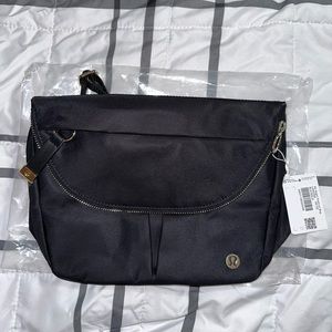 Lululemon all night festival bag 5L